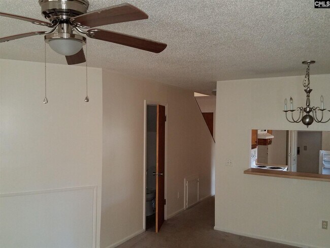 Foto del edificio - 101 Country Town Dr