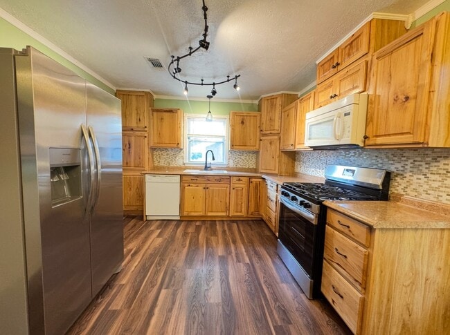 Foto del edificio - 1002 Barnhill St