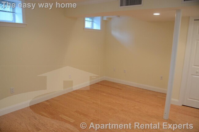 Photo - 3 Langdon St Apartment