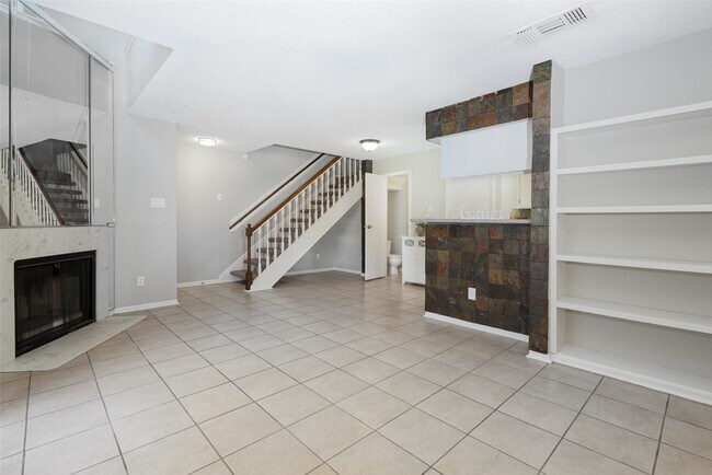 Building Photo - 1515 Sandy Springs Rd