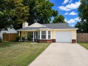 Building Photo - 1607 Timberline Dr