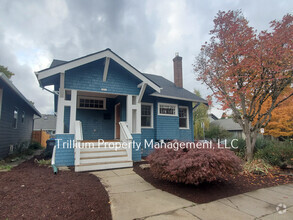 Building Photo - 1411 SE 49th Ave