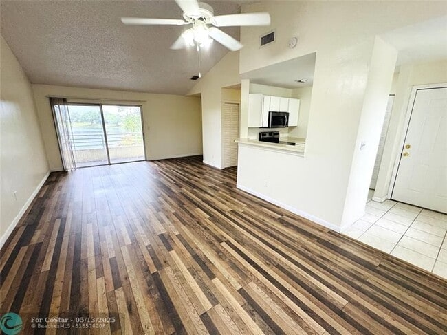 Building Photo - 3405 NW 44th St