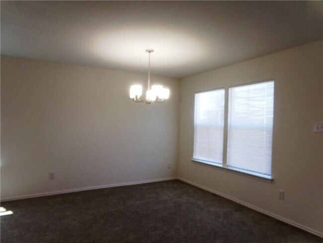 Building Photo - 106 Schuylerville Dr
