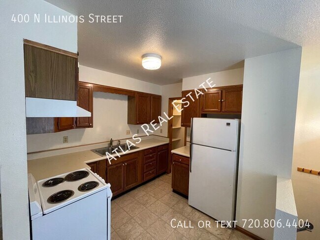 Building Photo - Diamond in the Rough!!!  Two bedroom, one ...