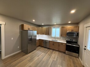 Building Photo - 6208 Dark Hollow Rd