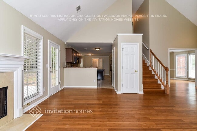Foto del edificio - 2442 Welford Ct NW