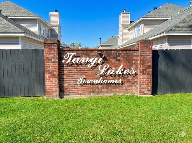 Building Photo - Tangi Lakes