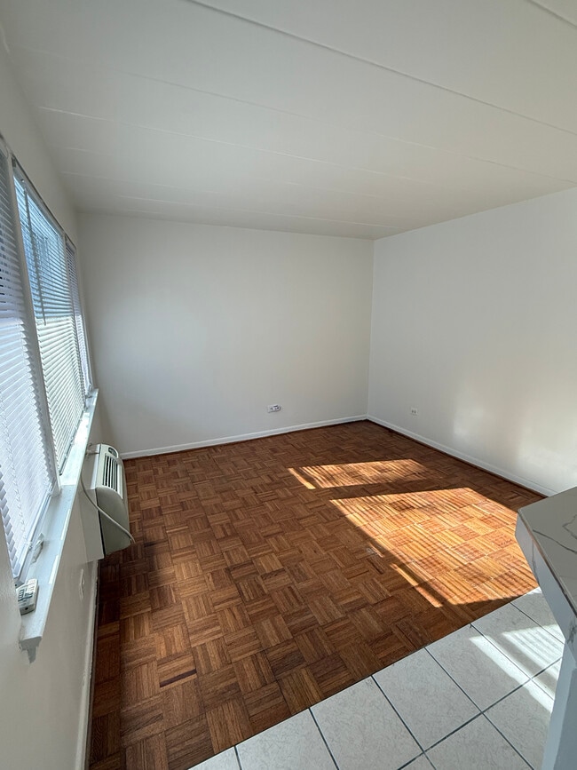 Building Photo - 40 Harrison St