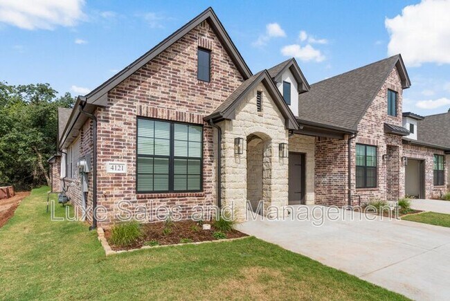 Building Photo - 4136 Abbey Pk Dr