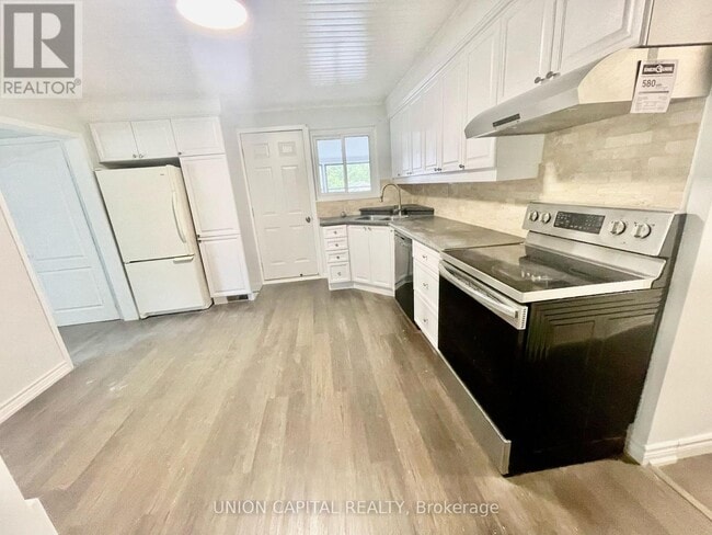 Building Photo - 117 Sherwood Forest Dr