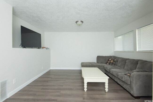 Foto del edificio - North Provo Duplex