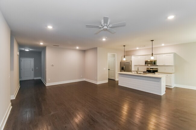 Foto del edificio - 51 Greyfield Dr