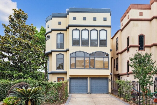 Building Photo - 6201 Taggart St