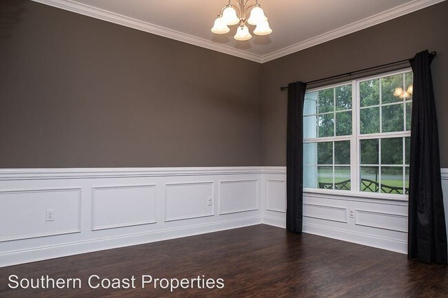 Building Photo - 5 br, 3.5 bath House - 40 NE Timberland Drive