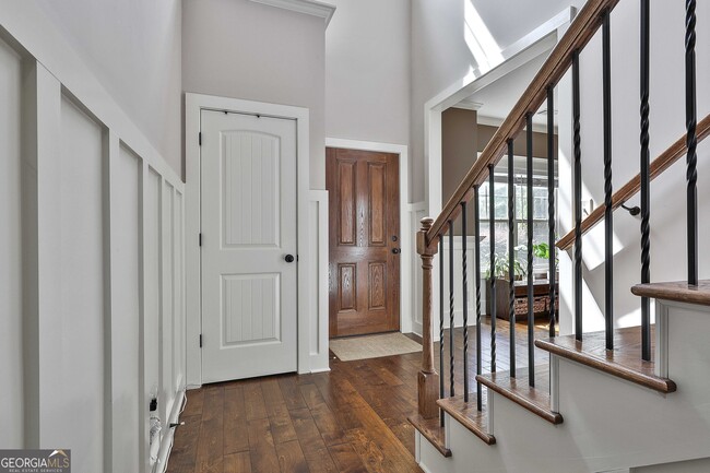 Building Photo - 318 Stillwood Dr