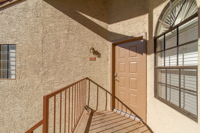 Photo - **Charming 2 Bedroom Condo for Rent at Park Centre**