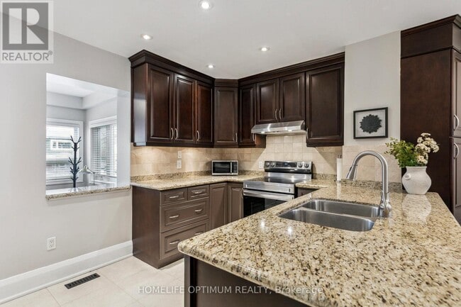 Building Photo - 52 Hillsdale Ave W