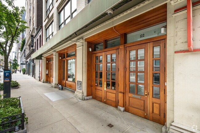 Building Photo - 120-122 W 18th St