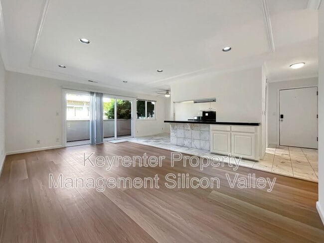 Building Photo - 1898 Meridian Ave