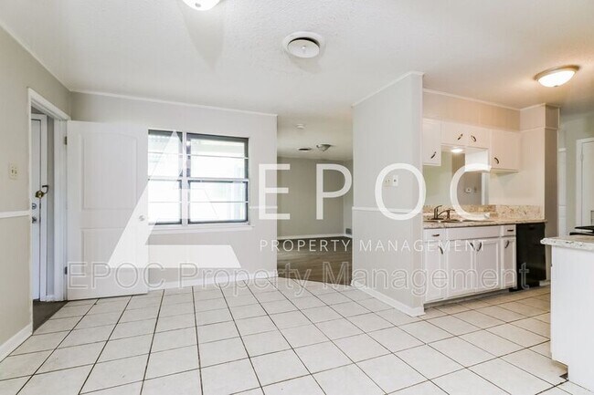 Foto del edificio - 1101 Swope Dr