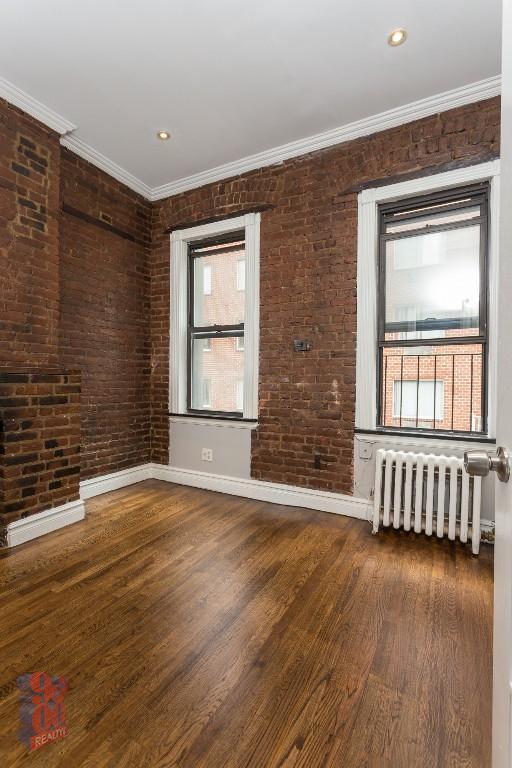 Building Photo - 219 E 23rd St