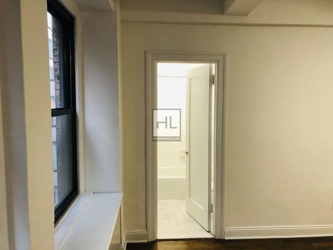 Building Photo - WEST 55 STREET