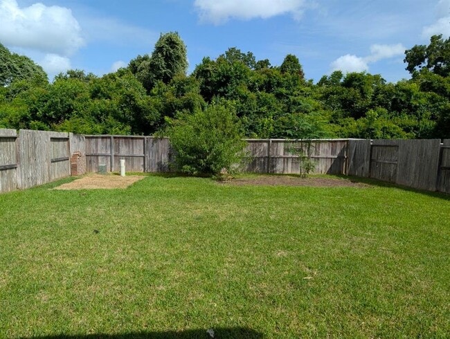 Building Photo - 10839 Texas Rose Dr
