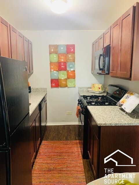 Foto del edificio - 7251 S South Shore Dr