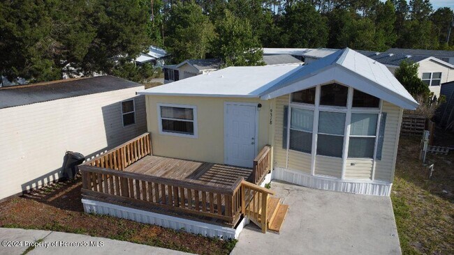 Building Photo - 9318 Stingray Dr