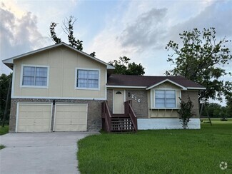 Building Photo - 216 Briarcreek St