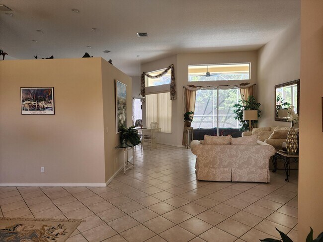 Building Photo - 3495 Fairway Oaks Trail