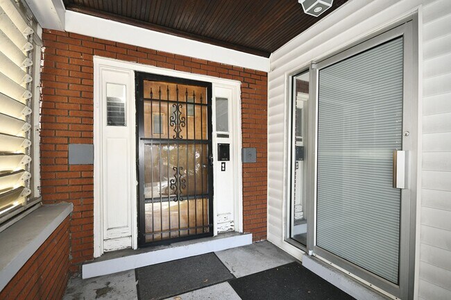 Building Photo - 2110 West St
