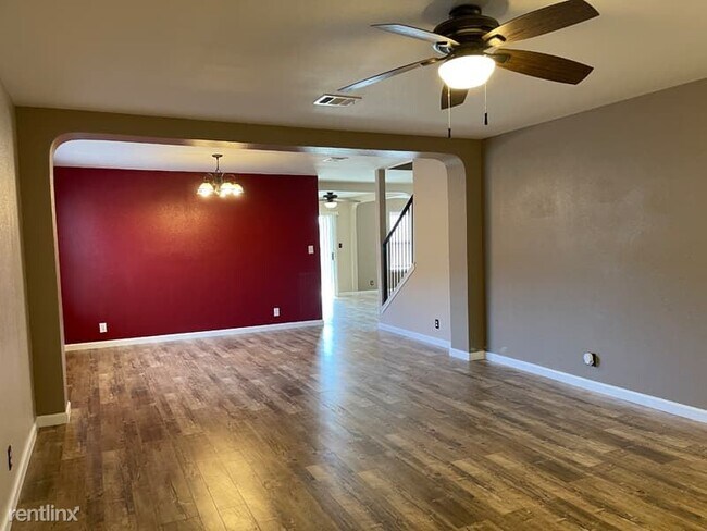 Foto del edificio - 4 br, 2.5 bath House - 239 Crane Crest Dr