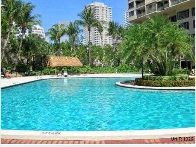 Building Photo - 540 Brickell Key Dr