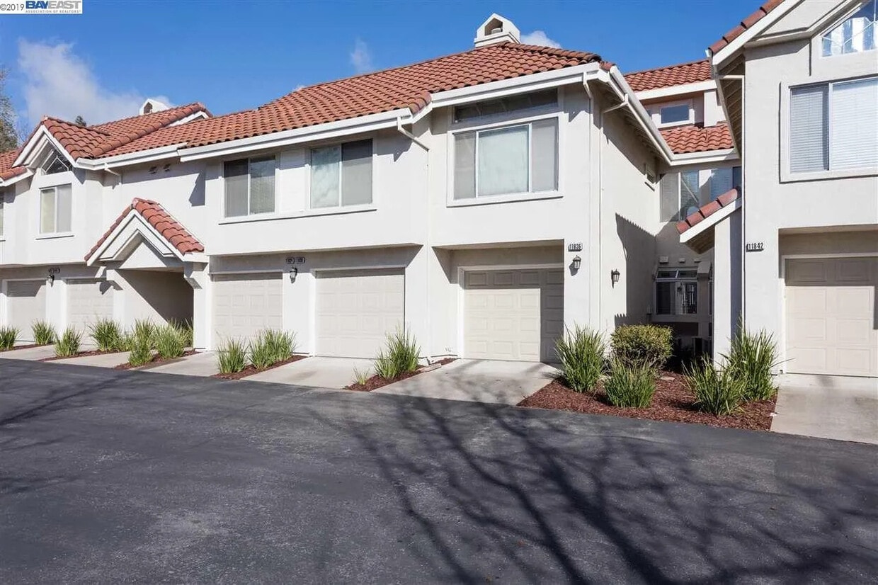 11836 Kilcullin Ct, Dublin, CA 94568 Condo for Rent in Dublin, CA