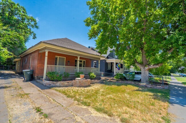 Foto del edificio - Single-Level 3 Bed / 2 Bath in Ogden — 1907 Charm Near Historic 25th Street
