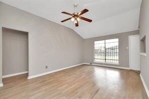 Foto del edificio - 12811 Glen Hollow Dr