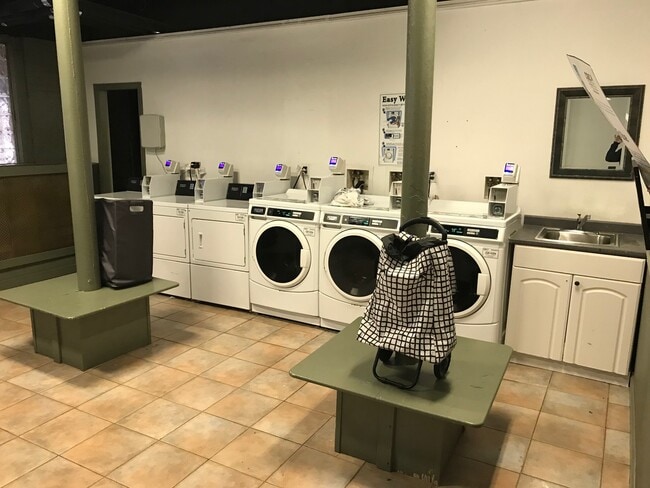 Foto del edificio - 103 Hemenway St