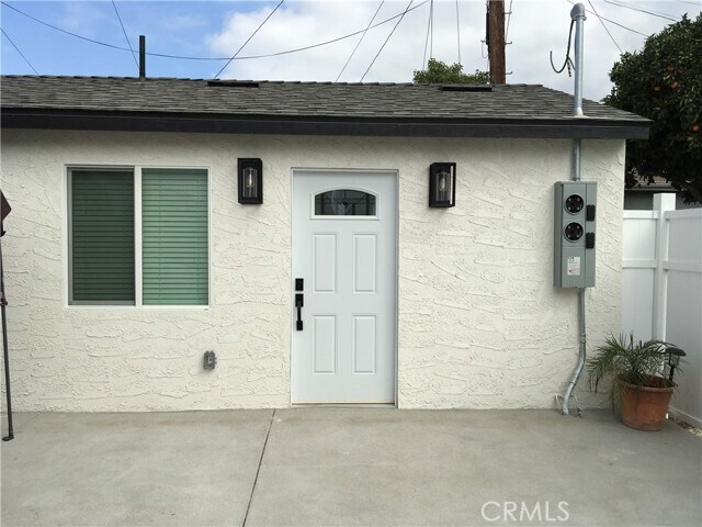Primary Photo - 9718 San Vincente Ave