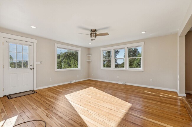 Foto del edificio - Charming 2 bedroom, 1 bath house