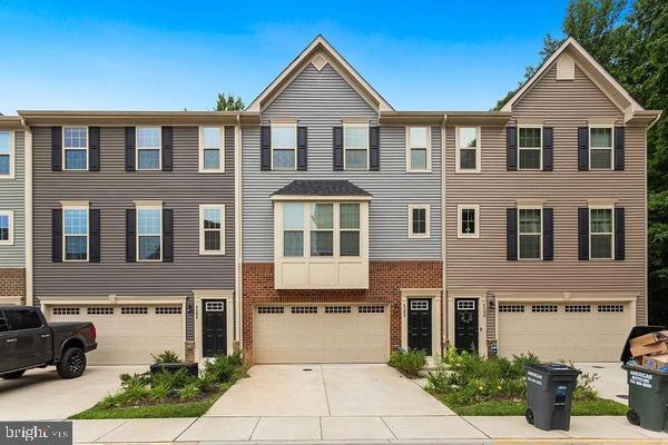 Foto principal - 4502 Joseph Bristow Ln