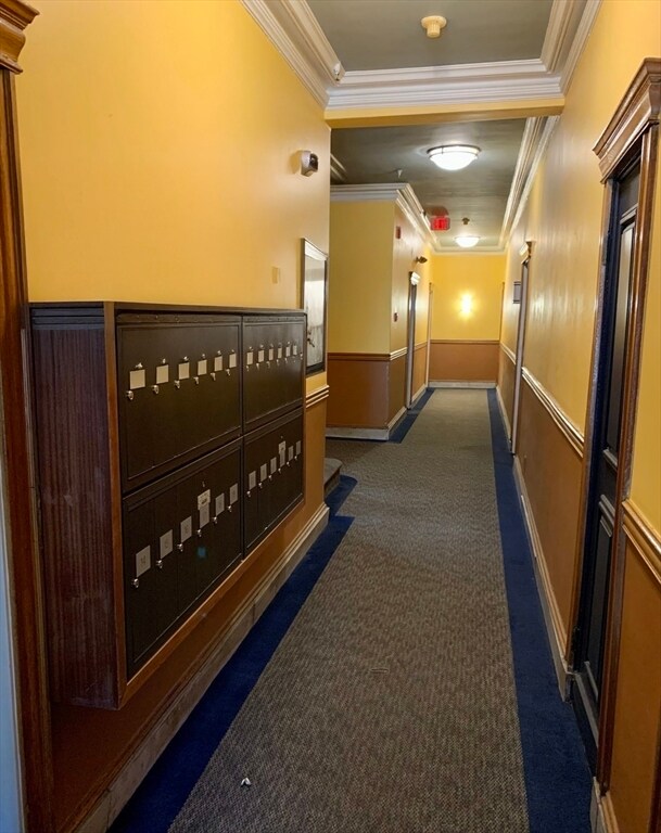 Building Photo - 124 Peterborough St