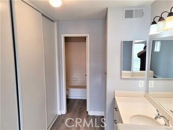 Building Photo - 310 Lake St