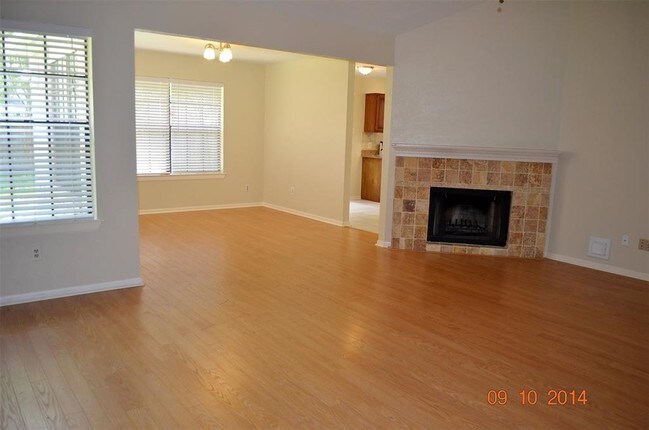 Building Photo - 14711 Cobre Valley Dr
