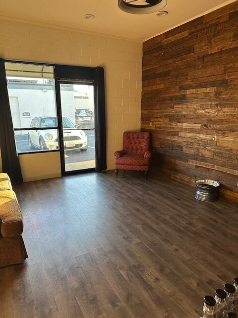 Foto del edificio - 120 N Pacific St