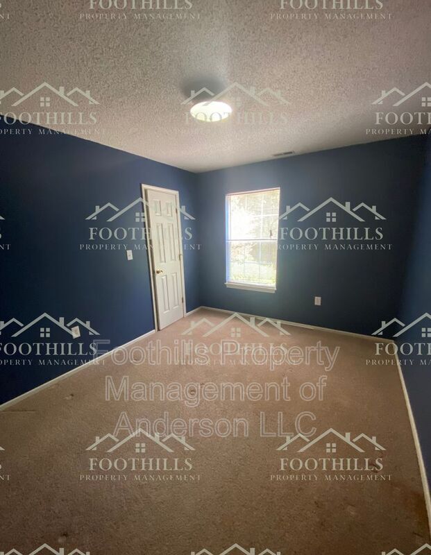 Foto del edificio - 307 Green Forest Dr