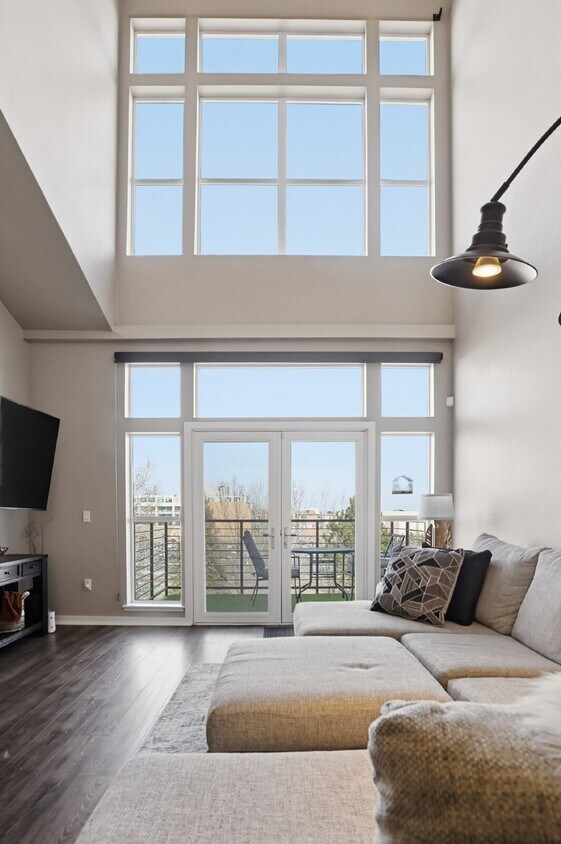 Bright and Spotless - Fully Furnished 2 Bed 2 Bath Condo in the heart of Belmar! Available Now! - Bright and Spotless - Fully Furnished 2 Bed 2 Bath Condo in the heart of Belmar!
Available Now!