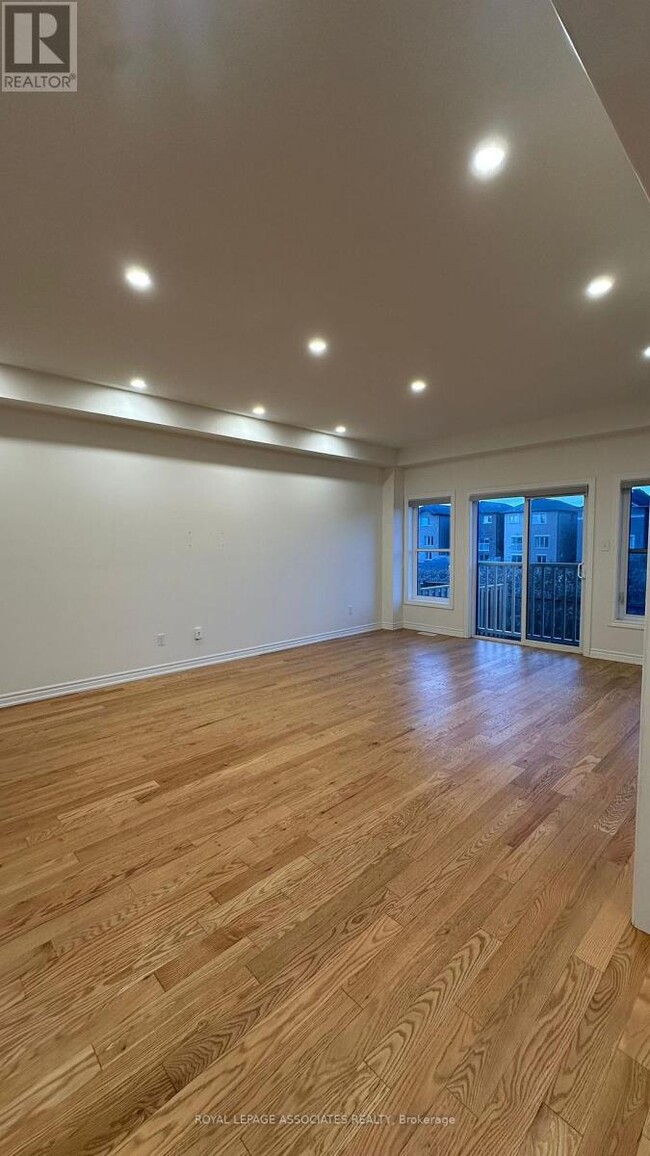 Building Photo - 1108 Skyridge Blvd