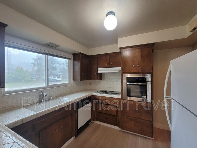 Foto del edificio - 602 Lelandhaven Way